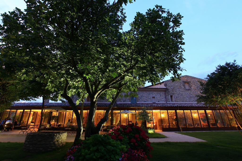 Hotel & Restaurants - Maison Chabran Pont-de-lʼIsère Exterior foto